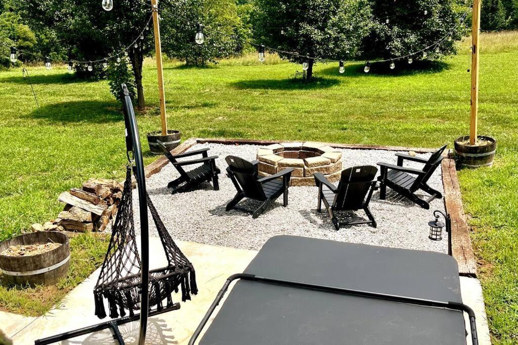 #4 Kentucky Bourbon Trail Bourbon Barrel Cottages Lawrenceburg Eksteriør billede